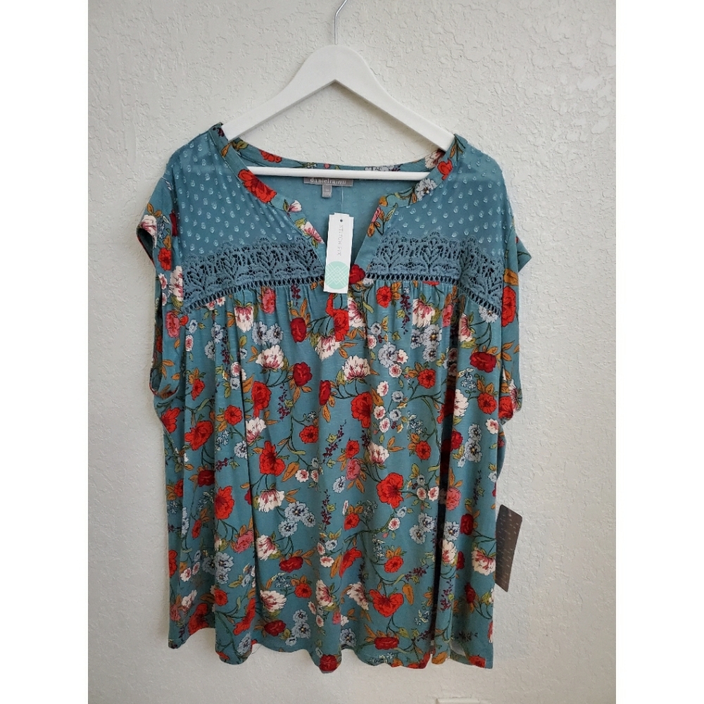 Daniel Rainn knit top
